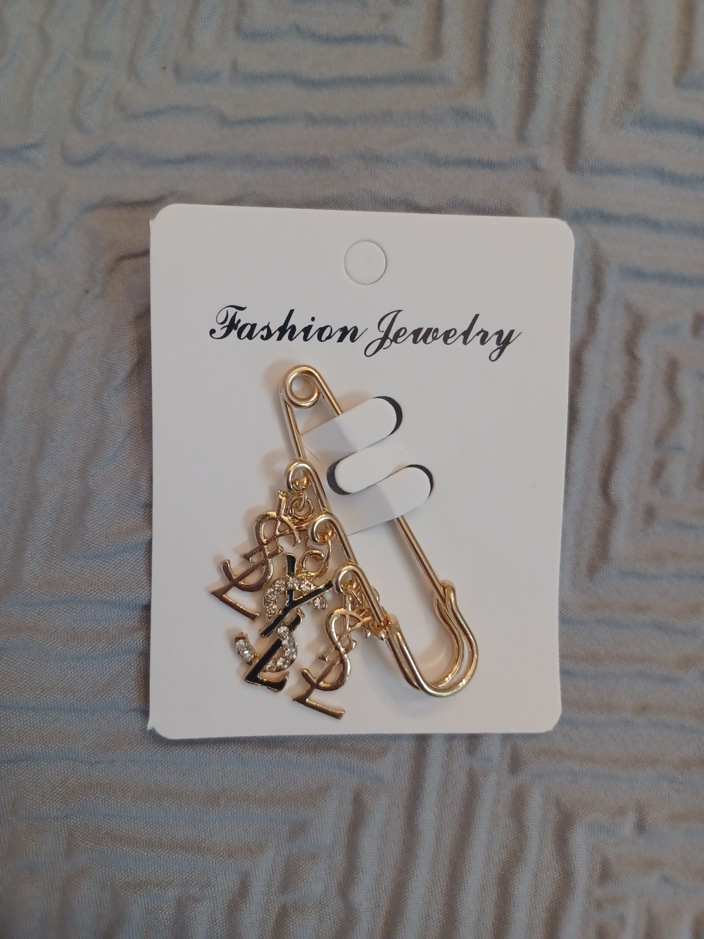 Gold Fashion Jewelry Safety Pin Charm Brooch